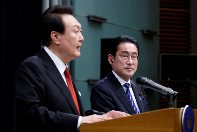 韓国のユン・ソクヨル大統領と日本の岸田文夫首相が東京で会談