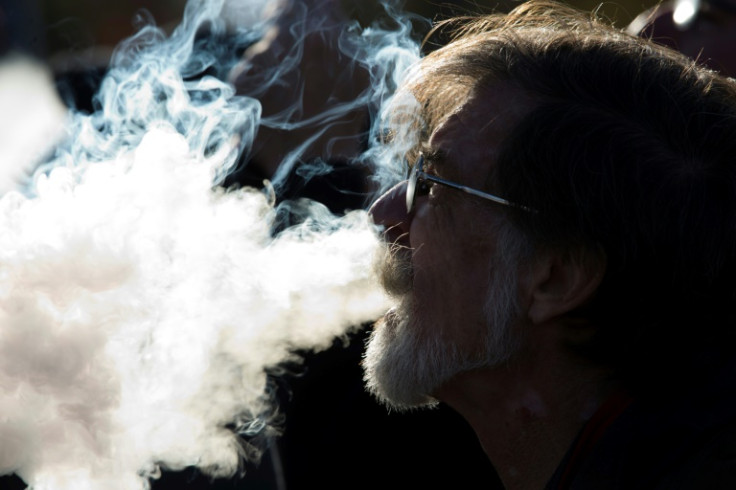 近年、加熱式タバコやVAPEの人気が高まっています