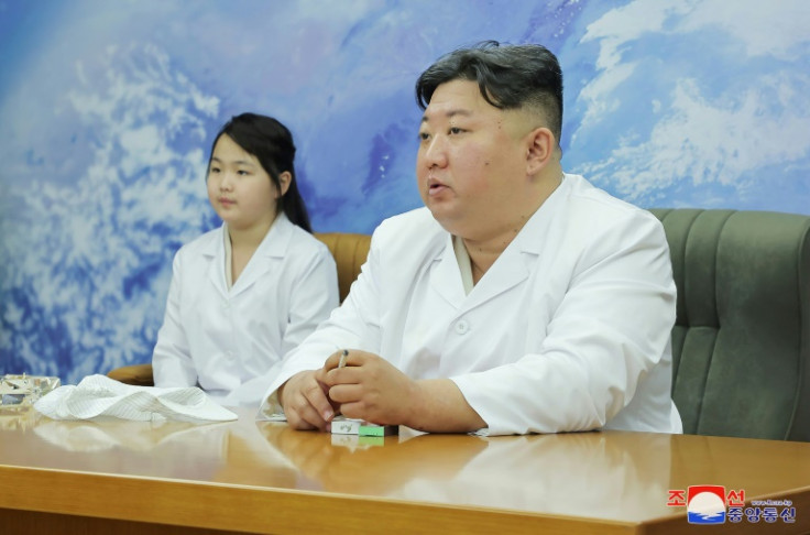 北朝鮮は日本に対し、5月31日から6月11日までに人工衛星を打ち上げると発表した。