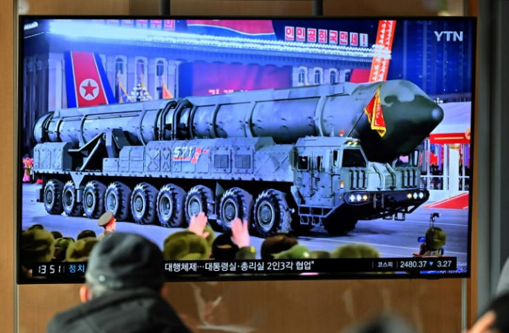 専門家らは北朝鮮が過去に打ち上げた人工衛星は事実上、偽装された大陸間弾道ミサイル(ICBM)実験だったと指摘